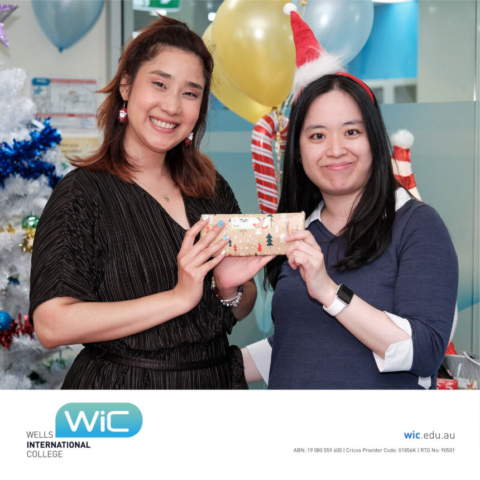 WIC_Secret_Santa_Party-47